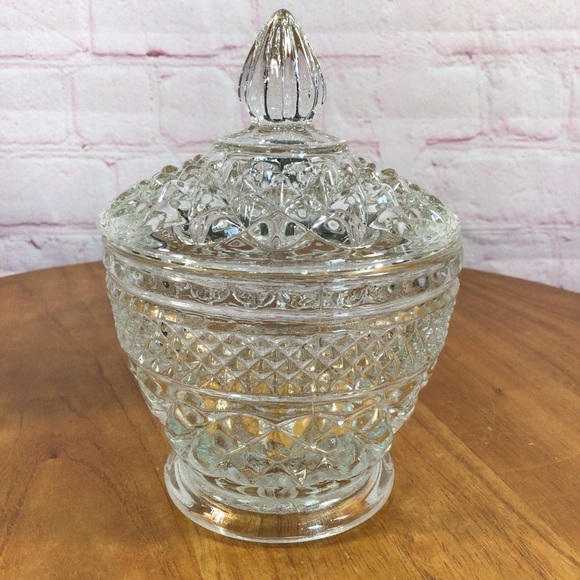 Vintage Anchor Hocking Wexford Covered Sugar and Creamer Set - Picture 8 of 9